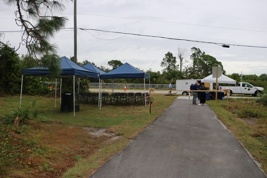 Myakkahatchee_Creek_Trail_Ribbon_Cutting_11.15 (4)