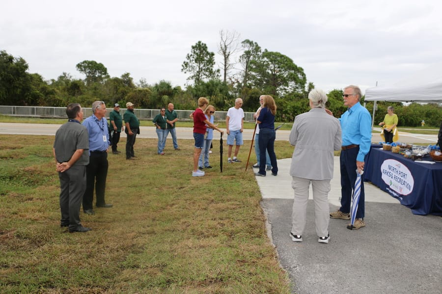 Myakkahatchee_Creek_Trail_Ribbon_Cutting_11.15 (14)