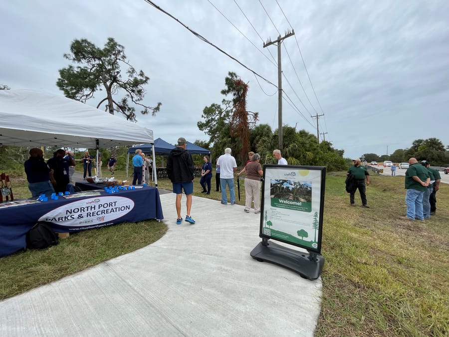 Myakkahatchee_Creek_Trail_Ribbon_Cutting_11.15 (70)