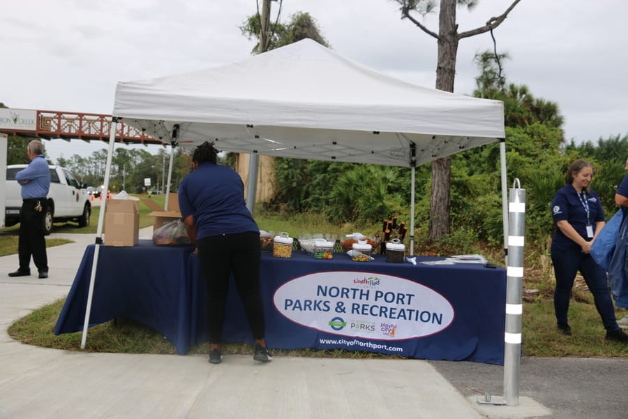 Myakkahatchee_Creek_Trail_Ribbon_Cutting_11.15 (6)