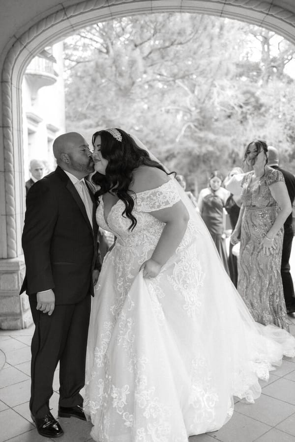 THE BONIFACIOS Janel Herranz Photography