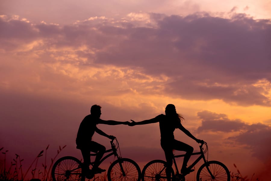 RNS-Biking-Couple1 112023