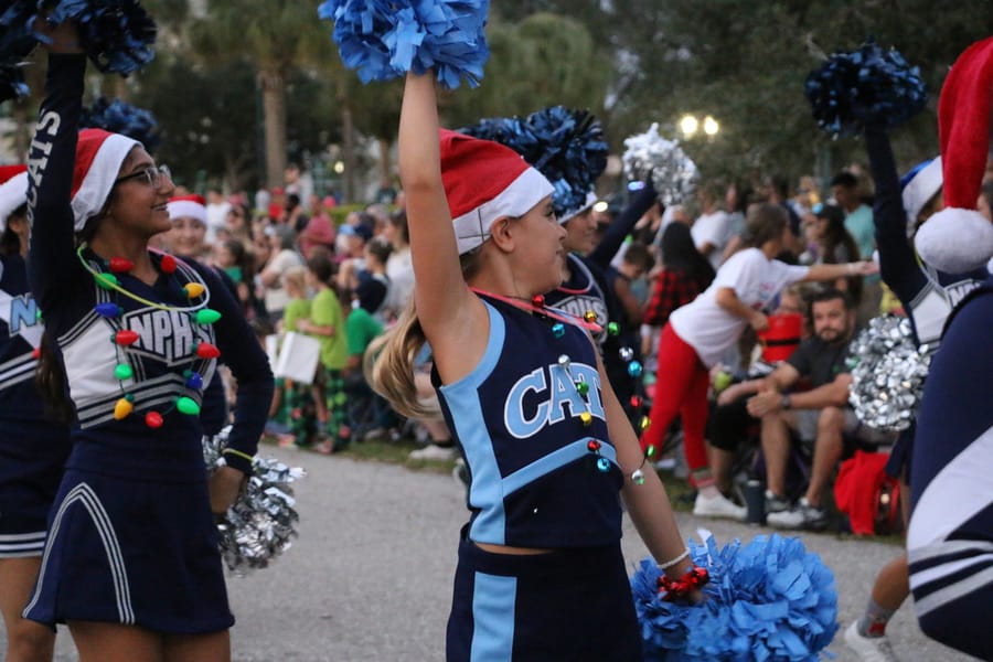 Poinsettia_parade_festival_20231202 (258)