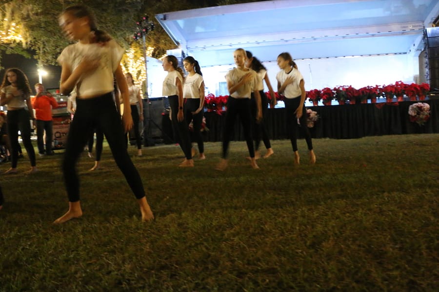 Poinsettia_parade_festival_20231202 (512)