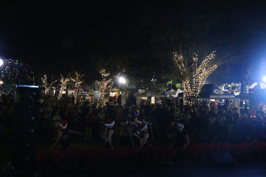 Poinsettia_parade_festival_20231202 (479)