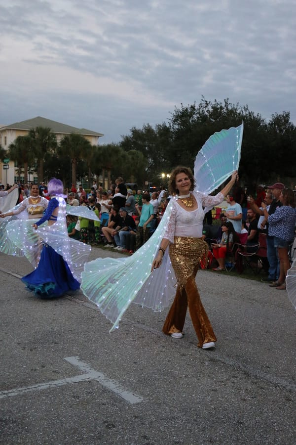 Poinsettia_parade_festival_20231202 (229)