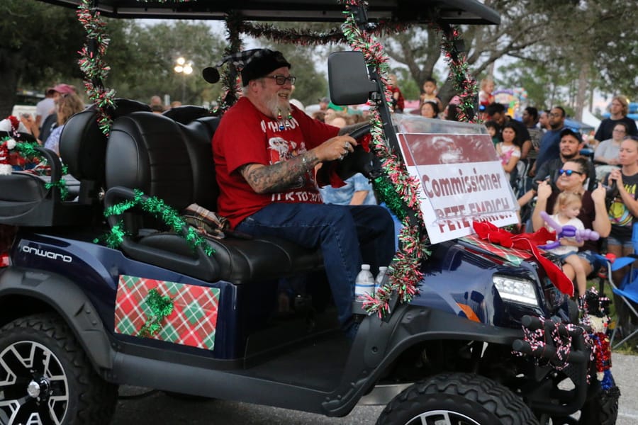 Poinsettia_parade_festival_20231202 (123)