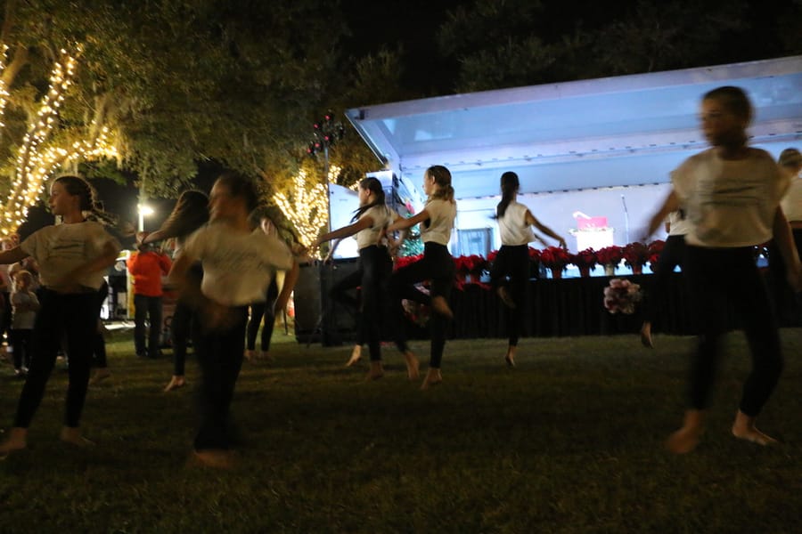 Poinsettia_parade_festival_20231202 (509)