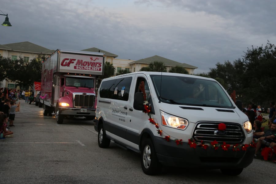 Poinsettia_parade_festival_20231202 (178)