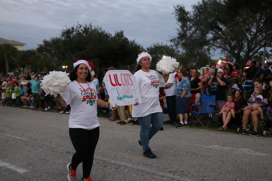 Poinsettia_parade_festival_20231202 (248)