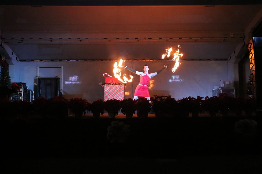 Poinsettia_parade_festival_20231202 (496)