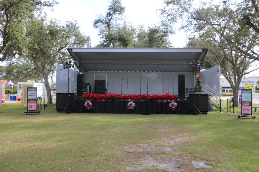 Poinsettia_parade_festival_20231202 (19)