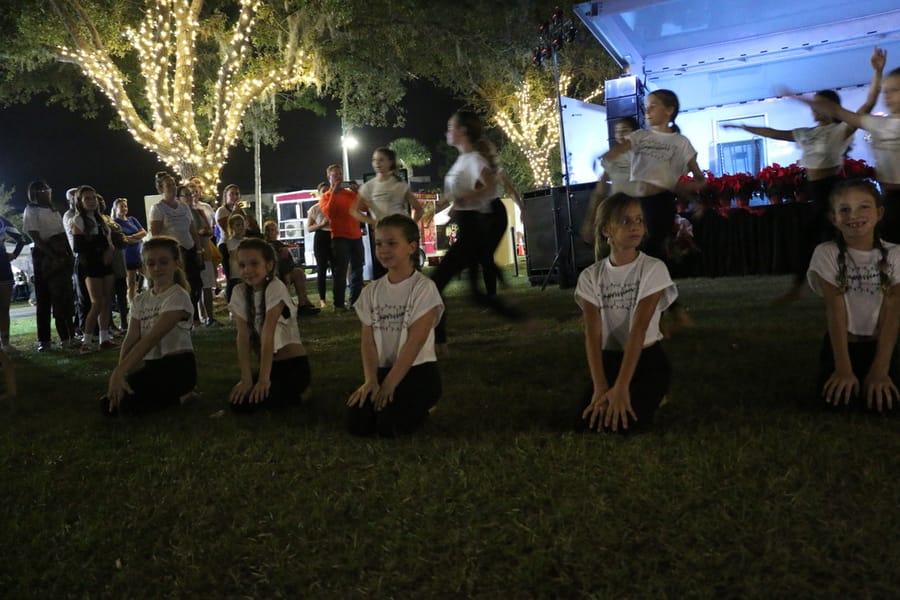 Poinsettia_parade_festival_20231202 (506)