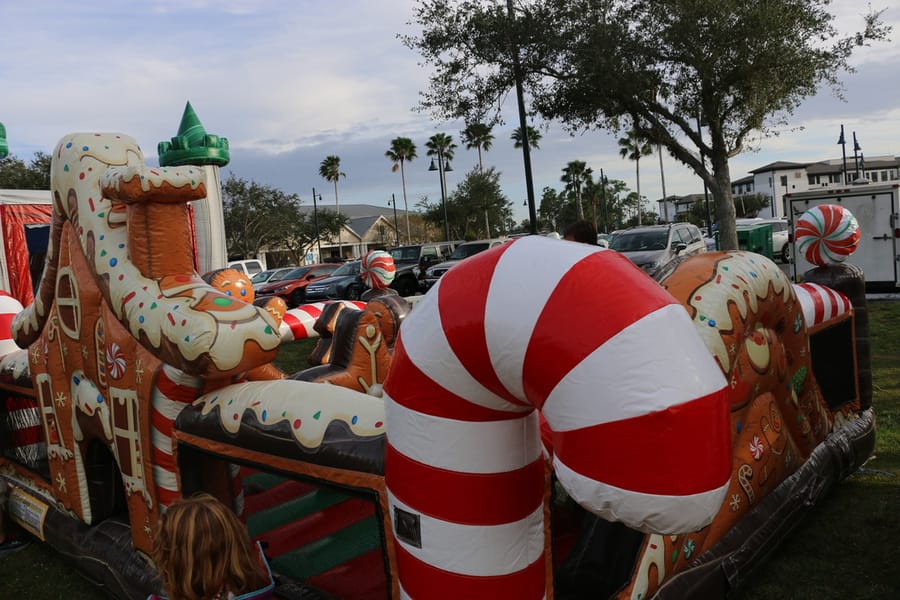 Poinsettia_parade_festival_20231202 (63)