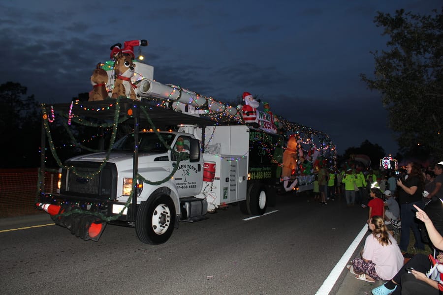 Poinsettia_parade_festival_20231202 (623)