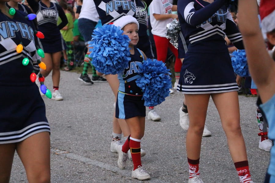 Poinsettia_parade_festival_20231202 (256)