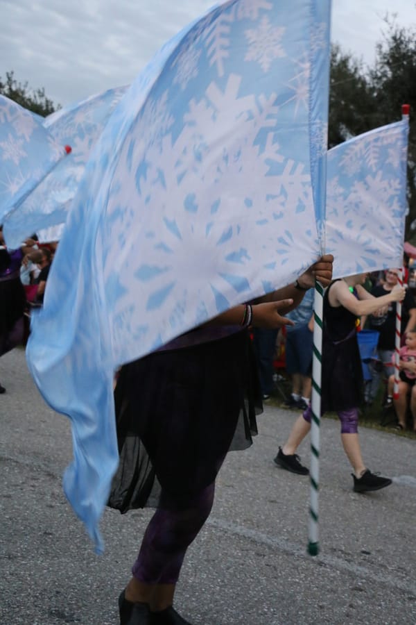 Poinsettia_parade_festival_20231202 (208)