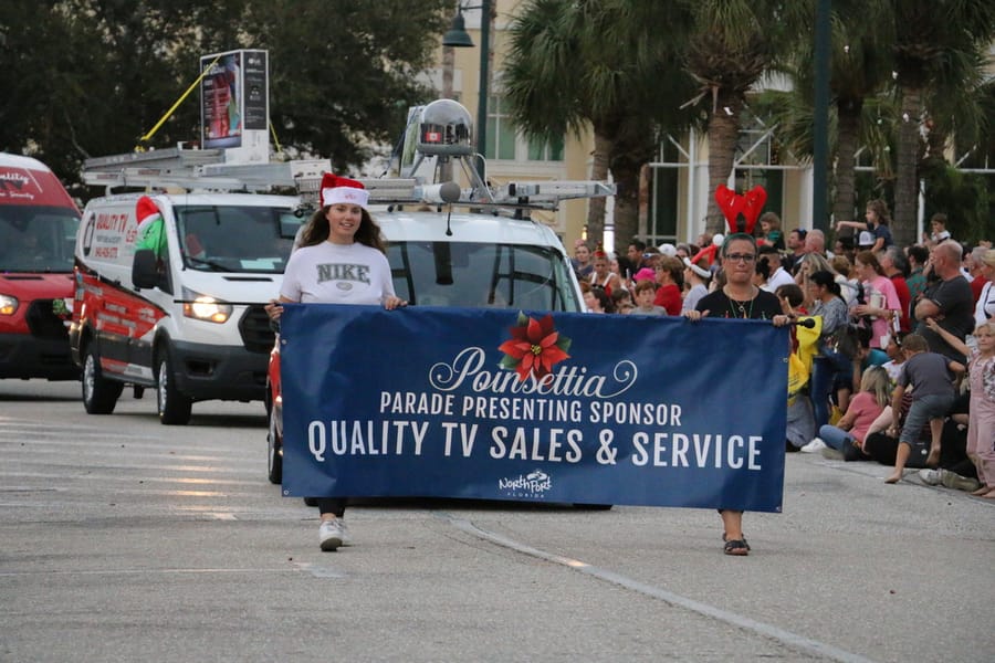 Poinsettia_parade_festival_20231202 (125)