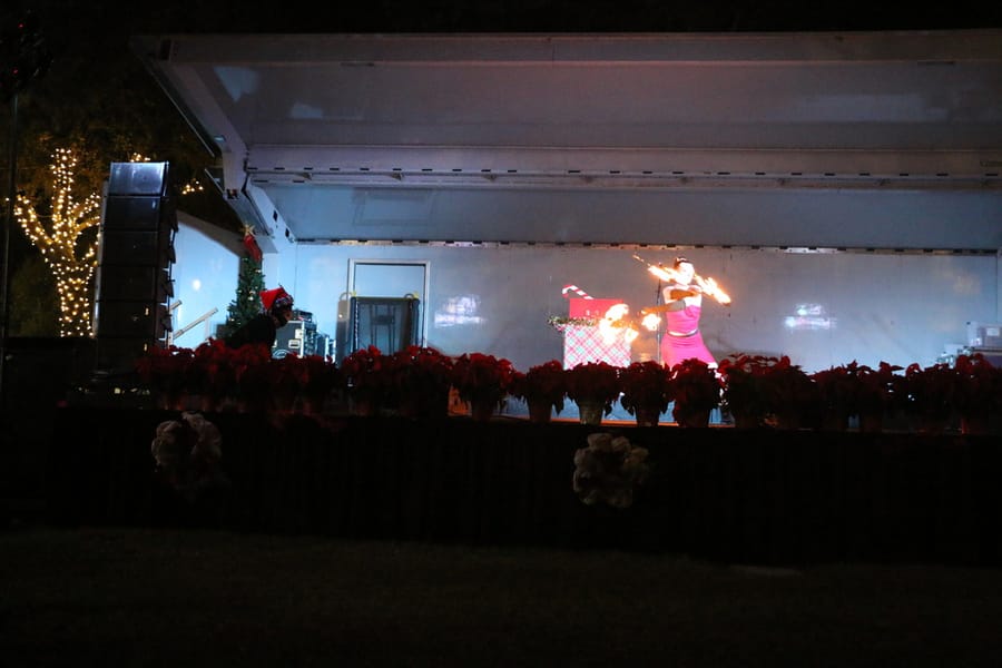 Poinsettia_parade_festival_20231202 (493)