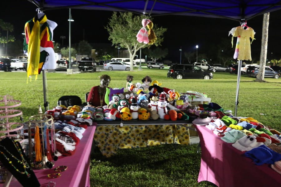 Poinsettia_parade_festival_20231202 (520)