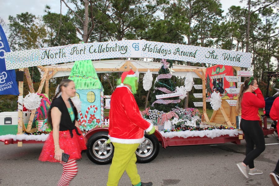 Poinsettia_parade_festival_20231202 (610)