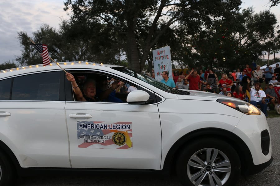 Poinsettia_parade_festival_20231202 (163)