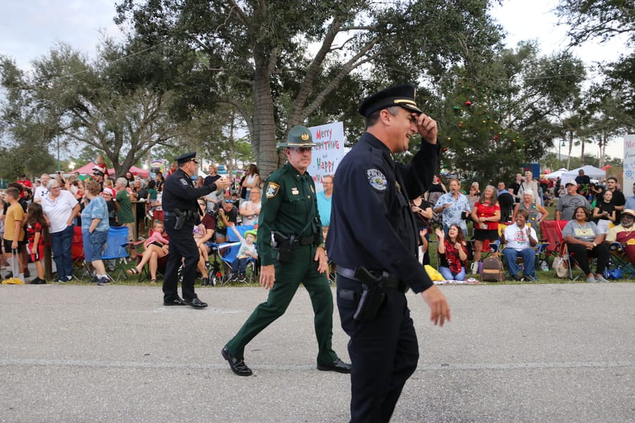 Poinsettia_parade_festival_20231202 (93)