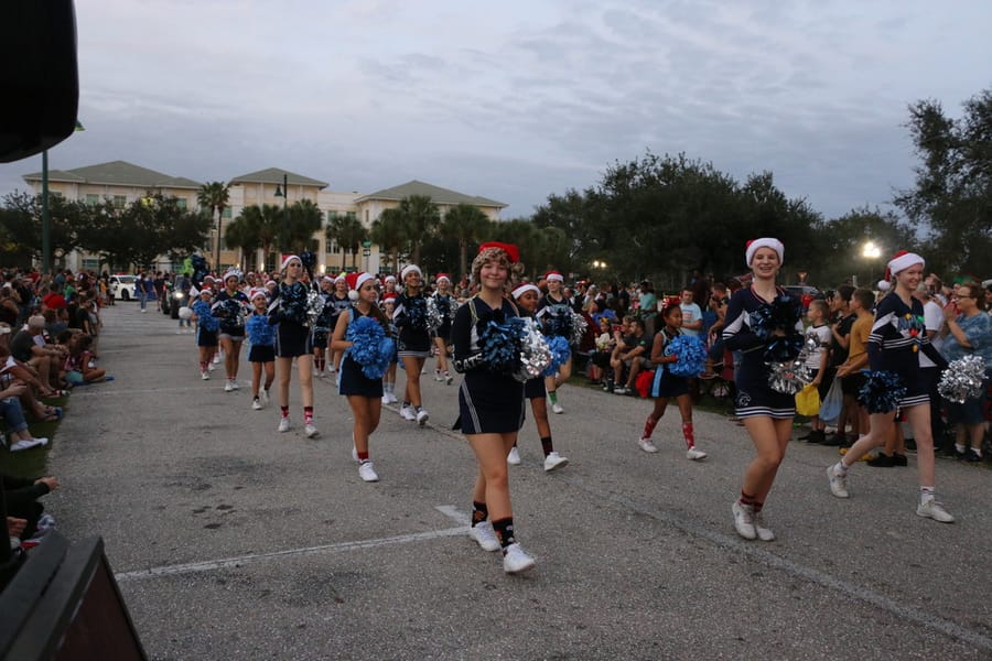 Poinsettia_parade_festival_20231202 (252)
