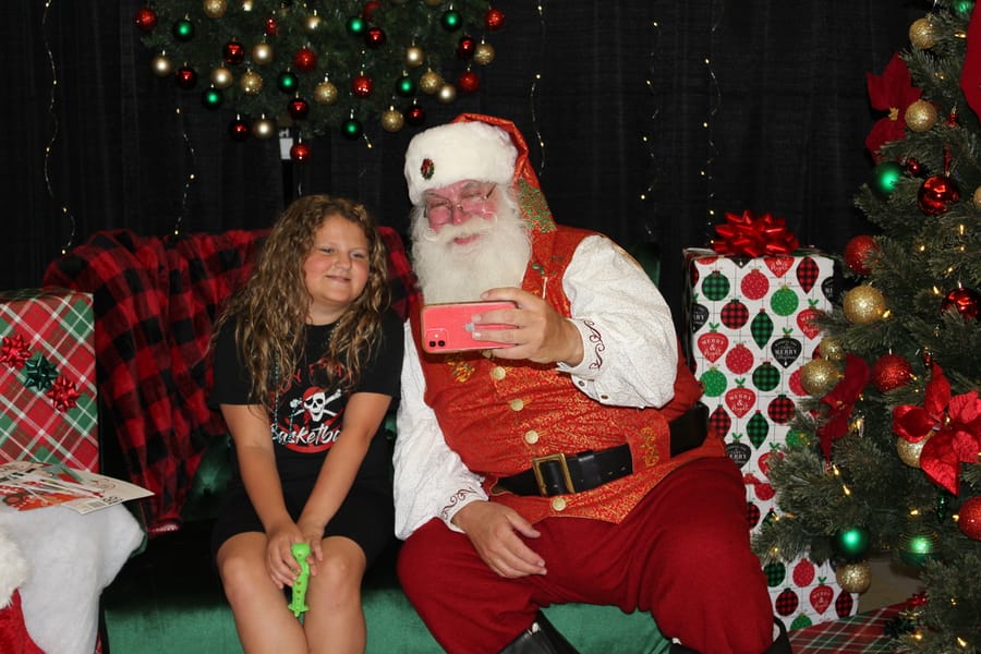 Poinsettia_parade_festival_20231202 (657)