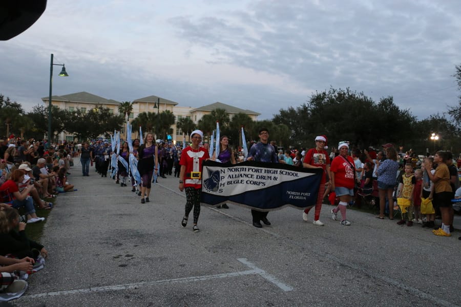 Poinsettia_parade_festival_20231202 (205)