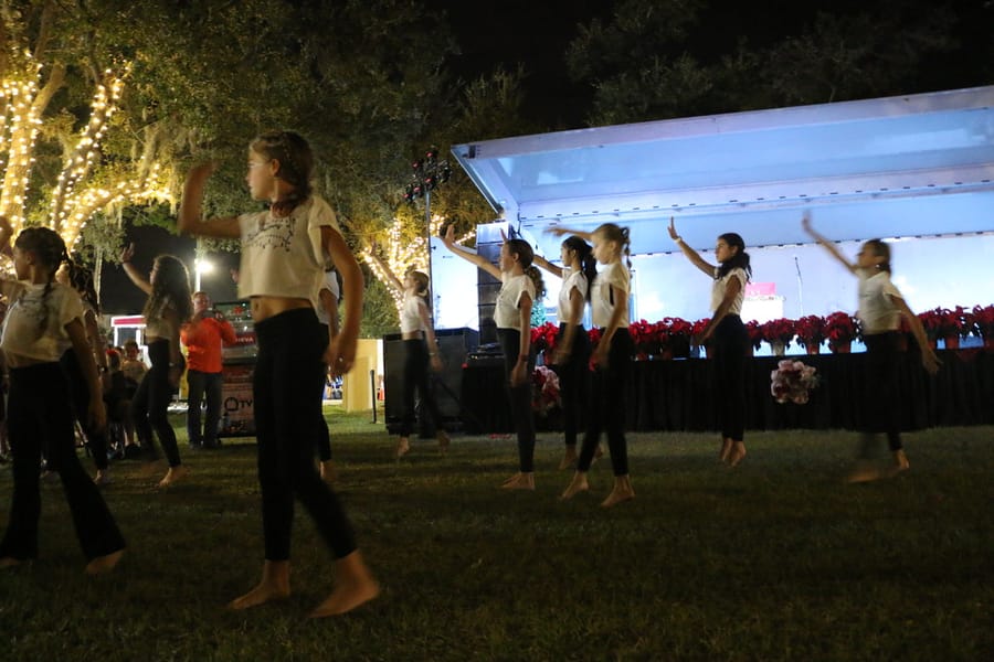 Poinsettia_parade_festival_20231202 (511)