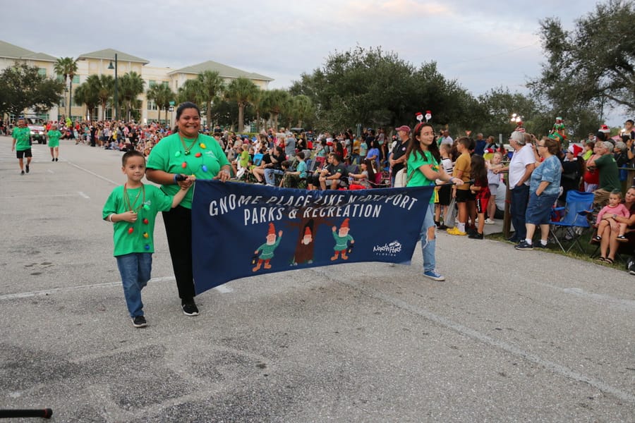 Poinsettia_parade_festival_20231202 (112)