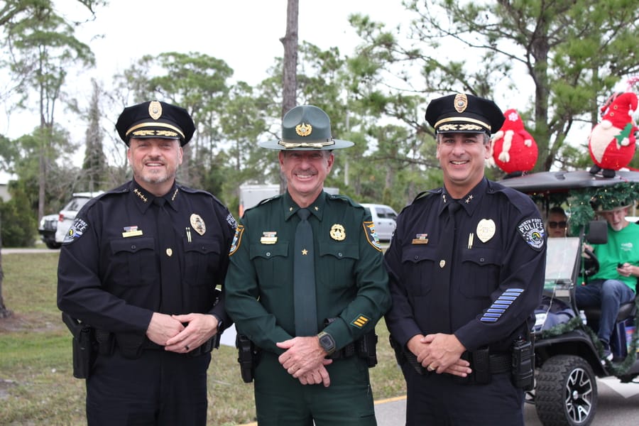 Poinsettia_parade_festival_20231202 (579)