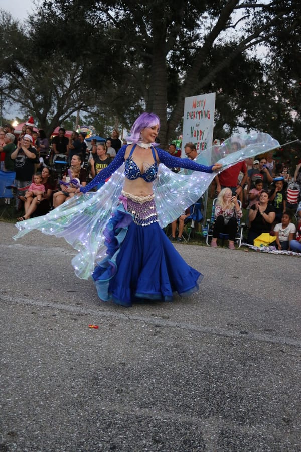 Poinsettia_parade_festival_20231202 (231)
