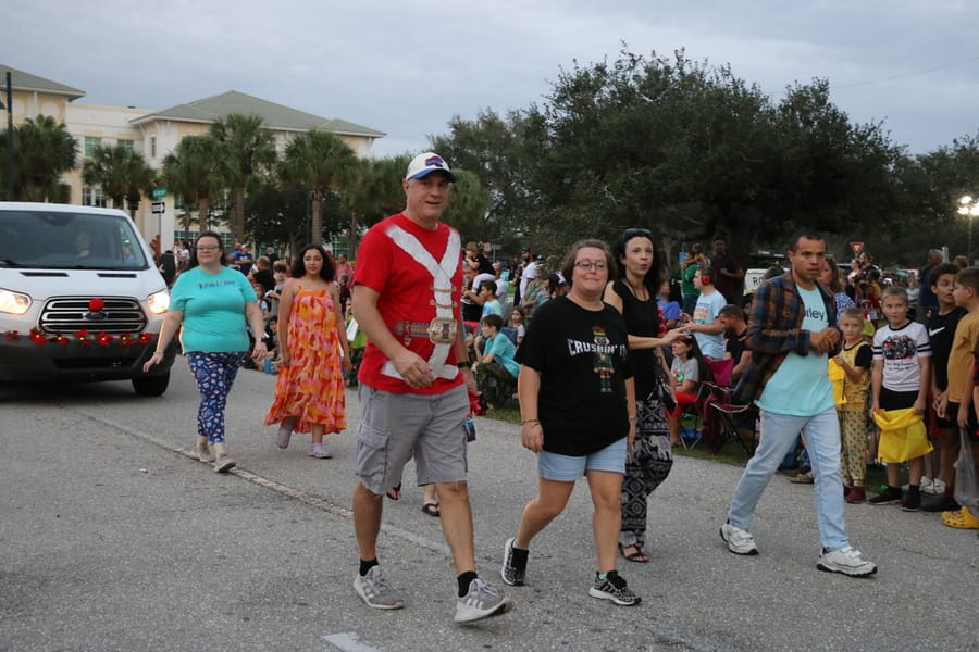 Poinsettia_parade_festival_20231202 (177)