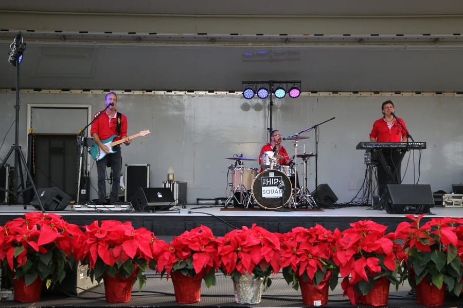 Poinsettia_parade_festival_20231202 (47)