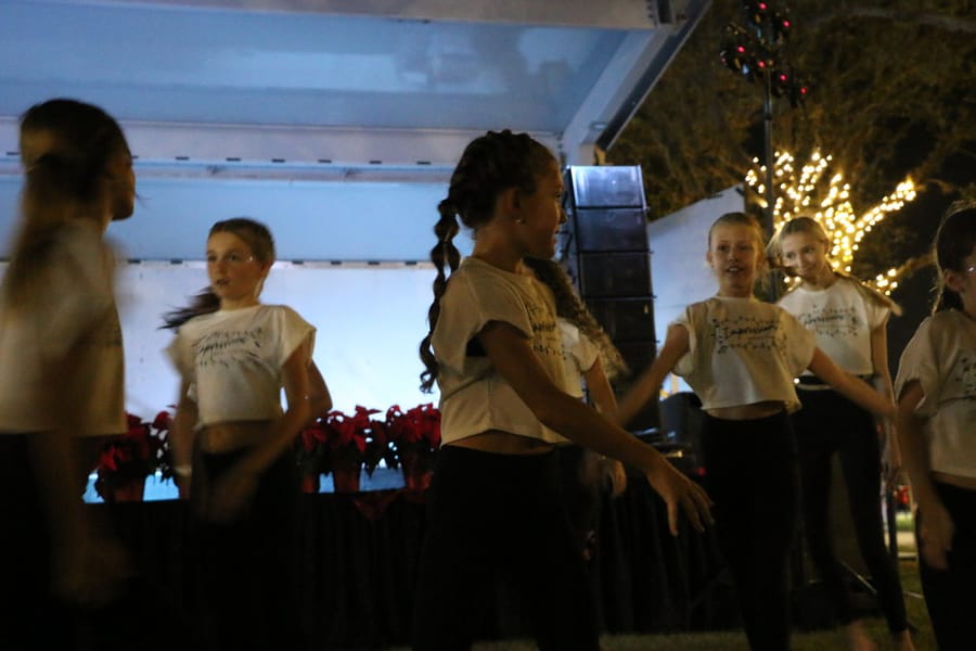 Poinsettia_parade_festival_20231202 (507)