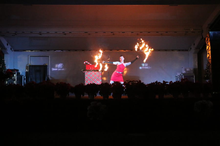 Poinsettia_parade_festival_20231202 (495)