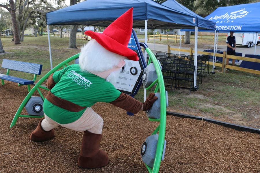 Mckibben_Park_Ribbon_Cutting_20231213 (154)