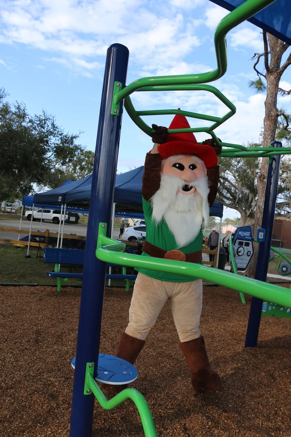 Mckibben_Park_Ribbon_Cutting_20231213 (164)