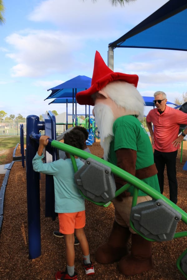 Mckibben_Park_Ribbon_Cutting_20231213 (214)