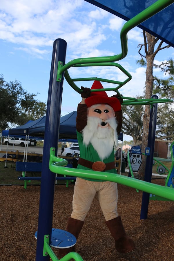 Mckibben_Park_Ribbon_Cutting_20231213 (163)