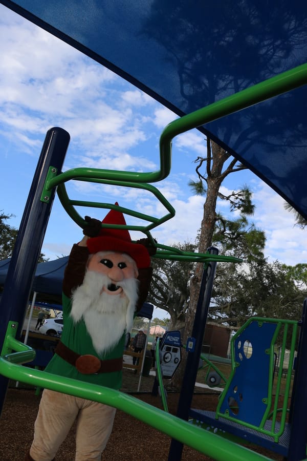 Mckibben_Park_Ribbon_Cutting_20231213 (159)