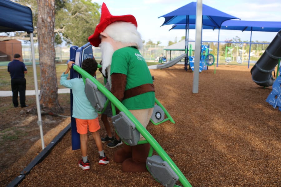 Mckibben_Park_Ribbon_Cutting_20231213 (211)