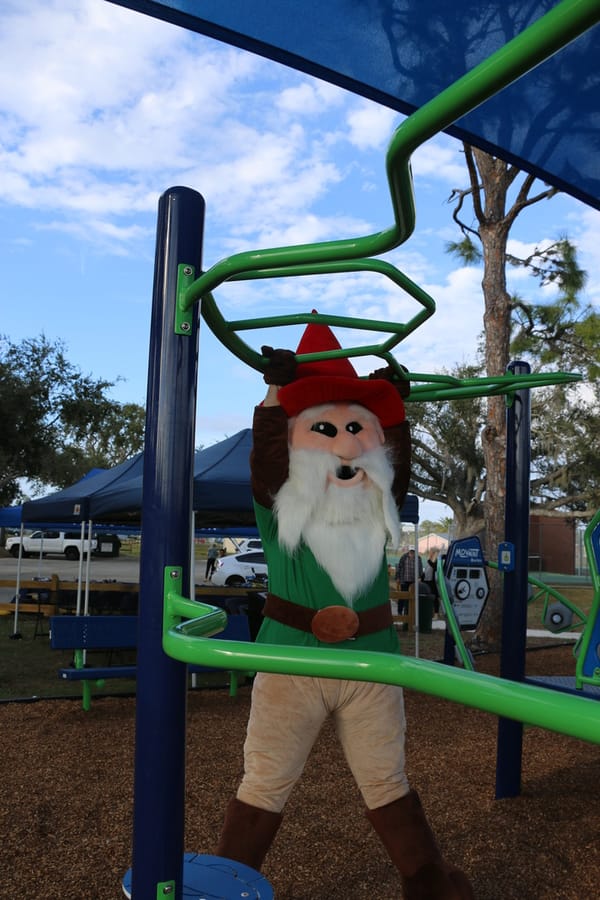 Mckibben_Park_Ribbon_Cutting_20231213 (162)