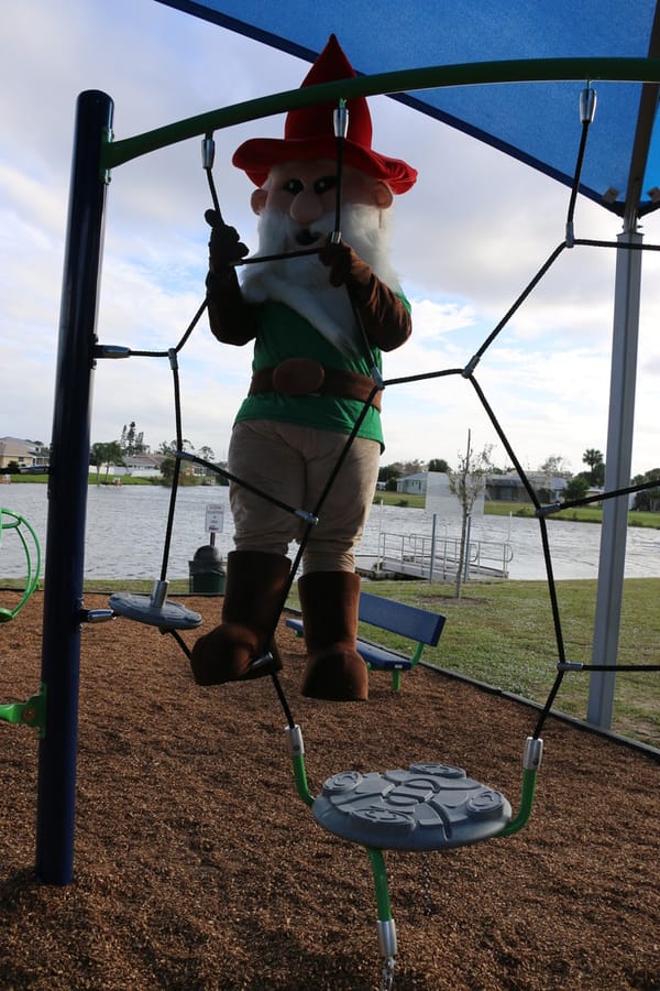 Mckibben_Park_Ribbon_Cutting_20231213 (173)