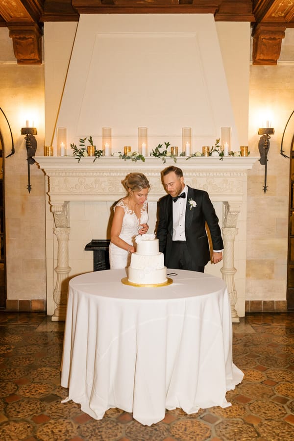 Erin & Dan's Wedding_Cake Cutting-16