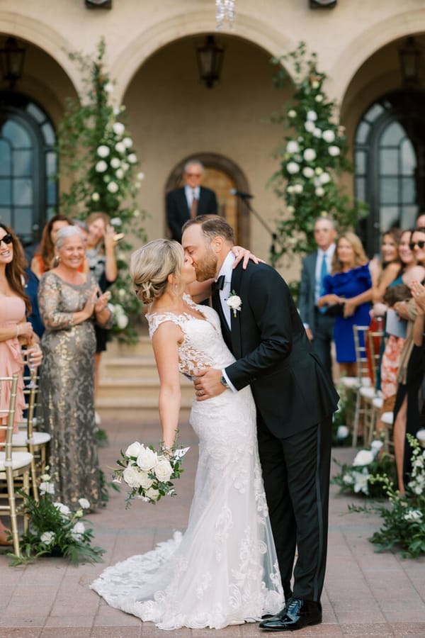 Erin & Dan's Wedding_Sneak Peek-17