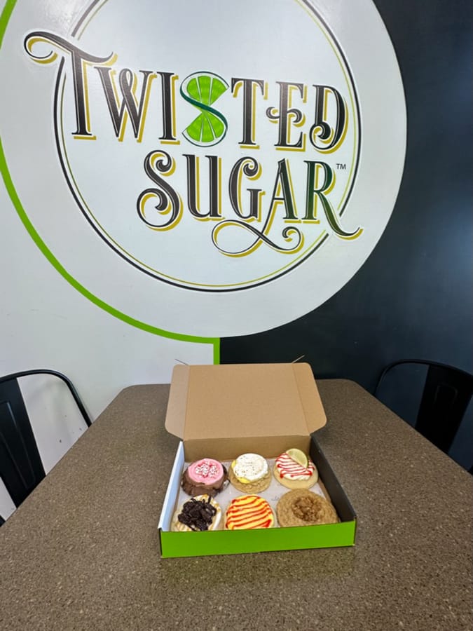 Twisted Sugar-1