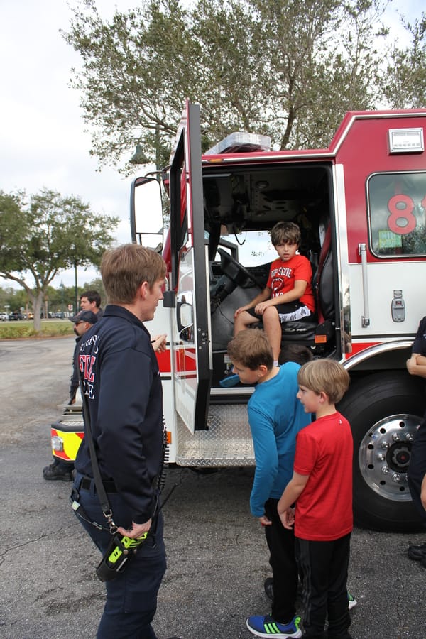 winter_camp_touch-a-truck_20240104 (48)